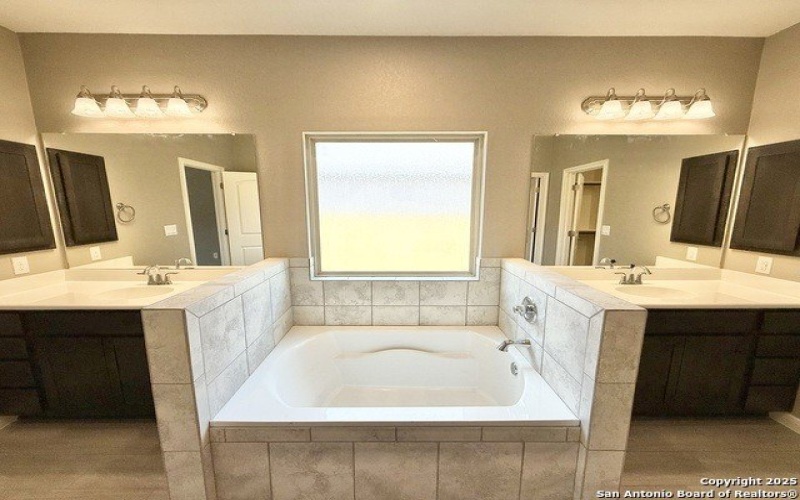 207 Valley Forge, Pleasanton, TX 78064, 4 Bedrooms Bedrooms, ,3 BathroomsBathrooms,Residential,For Sale,207 Valley Forge,1859679