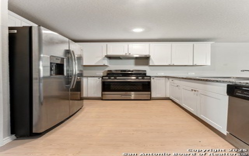 9012 Sumners Wise, Converse, TX 78109, 4 Habitaciones Habitaciones , ,2 BañosBaños,Residential,En Venta,9012 Sumners Wise,1856639