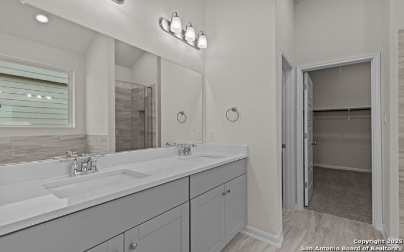 15556 Bonnethead Road, San Antonio, TX 78253-7208, 4 Habitaciones Habitaciones , ,2 BañosBaños,Residential,En Venta,15556 Bonnethead Road,0,1860114