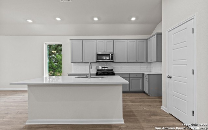 15556 Bonnethead Road, San Antonio, TX 78253-7208, 4 Habitaciones Habitaciones , ,2 BañosBaños,Residential,En Venta,15556 Bonnethead Road,0,1860114