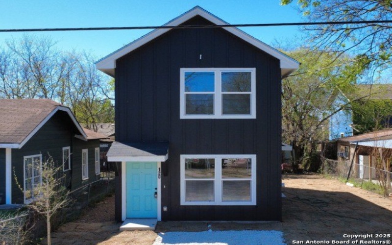 120 Henry St, San Antonio, TX 78207, 2 Habitaciones Habitaciones , ,1 BañoBaños,Residential,En Venta,120 Henry St,0,1856937