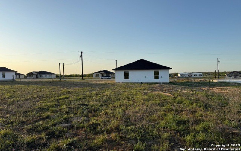 136 Camino Verde Ct, La Vernia, TX 78121, 3 Bedrooms Bedrooms, ,2 BathroomsBathrooms,Residential,For Sale,136 Camino Verde Ct,1860232