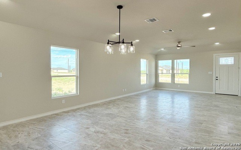 136 Camino Verde Ct, La Vernia, TX 78121, 3 Bedrooms Bedrooms, ,2 BathroomsBathrooms,Residential,For Sale,136 Camino Verde Ct,1860232