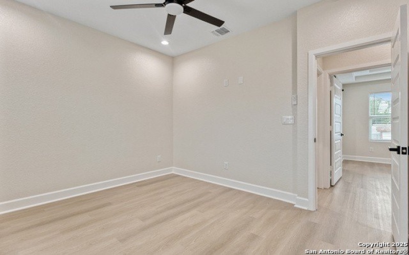 114 S Minter St, San Antonio, TX 78207, 3 Bedrooms Bedrooms, ,2 BathroomsBathrooms,Residential,For Sale,114 S Minter St,1860355