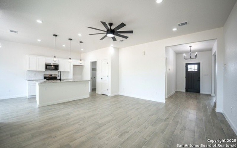 16720 Llano Estacado, Atascosa, TX 78002, 4 Bedrooms Bedrooms, ,2 BathroomsBathrooms,Residential,For Sale,16720 Llano Estacado,0,1860392