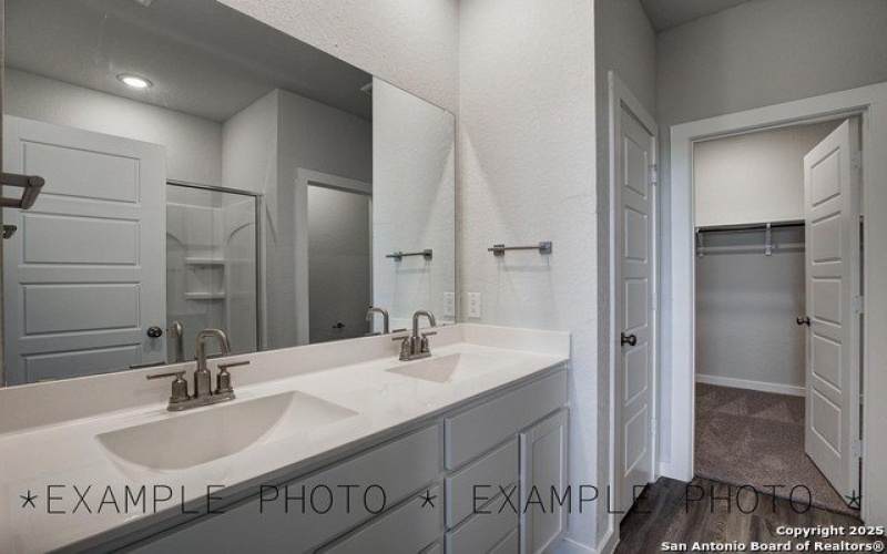 4003 Spirit Star Drive, San Antonio, TX 78109, 4 Habitaciones Habitaciones , ,2 BañosBaños,Residential,En Venta,4003 Spirit Star Drive,1857072