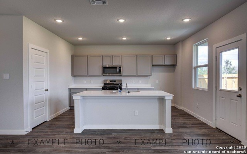 10634 Fairchild Way, San Antonio, TX 78109, 3 Habitaciones Habitaciones , ,2 BañosBaños,Residential,En Venta,10634 Fairchild Way,1857077