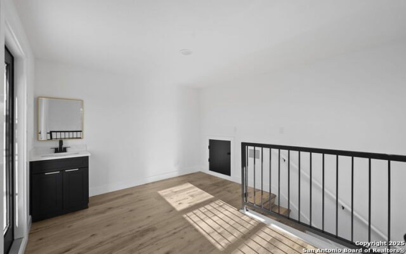 125 Dashiell, San Antonio, TX 78203, ,7 BañosBaños,Residential Multi Family,En Venta,125 Dashiell,0,1860713