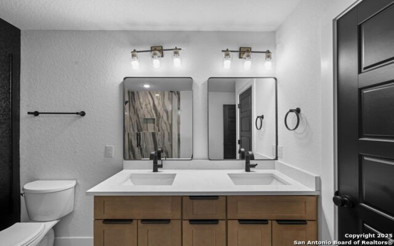 125 Dashiell, San Antonio, TX 78203, ,7 BañosBaños,Residential Multi Family,En Venta,125 Dashiell,0,1860713