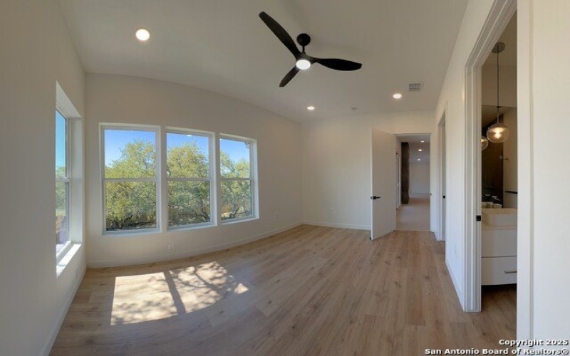 707 Lone Circle, San Antonio, TX 78260, 4 Habitaciones Habitaciones , ,5 BañosBaños,Residential,En Venta,707 Lone Circle,0,1857963