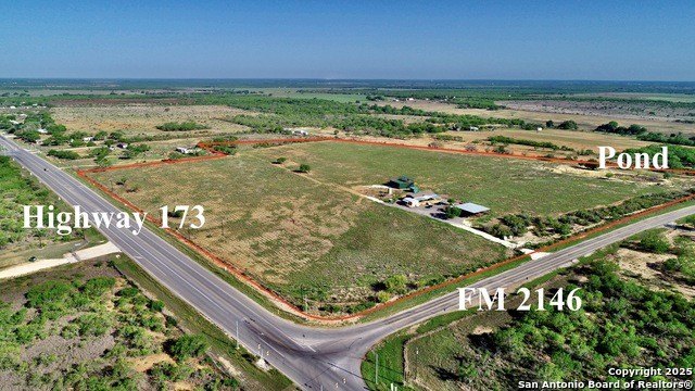 6286 FM 2146, Jourdanton, TX 78026, 5 Habitaciones Habitaciones , ,3 BañosBaños,Granja,En Venta,6286 FM 2146,1858387