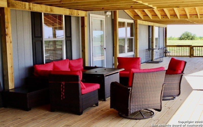6286 FM 2146, Jourdanton, TX 78026, 5 Habitaciones Habitaciones , ,3 BañosBaños,Granja,En Venta,6286 FM 2146,1858387