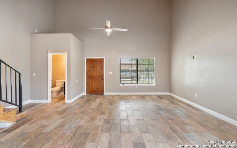 562 Juarez, Uvalde, TX 78801, 2 Bedrooms Bedrooms, ,1 BathroomBathrooms,Residential,For Sale,562 Juarez,1862345