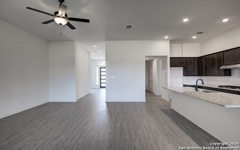 137 HIGHLAND PARK, Castroville, TX 78009, 4 Bedrooms Bedrooms, ,3 BathroomsBathrooms,Residential,For Sale,137 HIGHLAND PARK,1862375