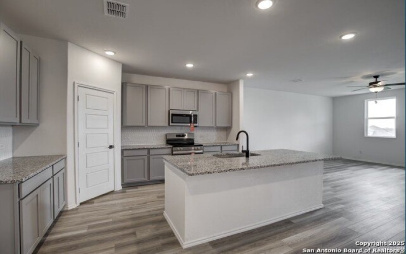 6602 LOWRIE BLOCK, San Antonio, TX 78239, 4 Bedrooms Bedrooms, ,3 BathroomsBathrooms,Residential,For Sale,6602 LOWRIE BLOCK,1862411