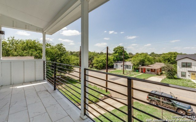 2638 E COMMERCE ST, San Antonio, TX 78203-2102, 3 Habitaciones Habitaciones , ,3 BañosBaños,Residential,En Venta,2638 E COMMERCE ST,0,1862467