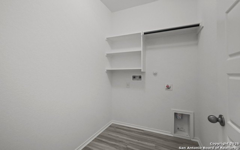2820 Bergamot Dr, New Braunfels, TX 78130, 3 Habitaciones Habitaciones , ,2 BañosBaños,Residential,En Venta,2820 Bergamot Dr,0,1862507