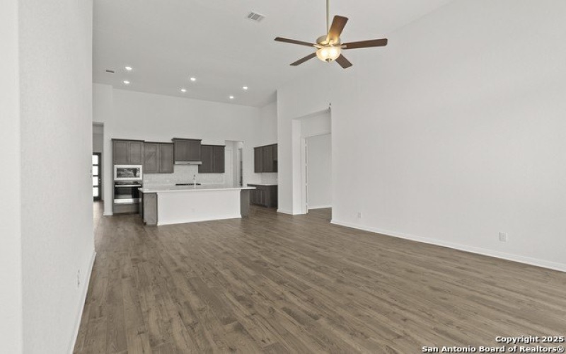 2812 Reeves Ln, Schertz, TX 78108, 4 Habitaciones Habitaciones , ,3 BañosBaños,Residential,En Venta,2812 Reeves Ln,0,1862519