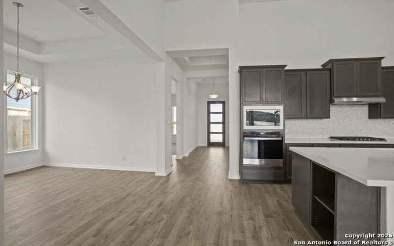 2812 Reeves Ln, Schertz, TX 78108, 4 Habitaciones Habitaciones , ,3 BañosBaños,Residential,En Venta,2812 Reeves Ln,0,1862519