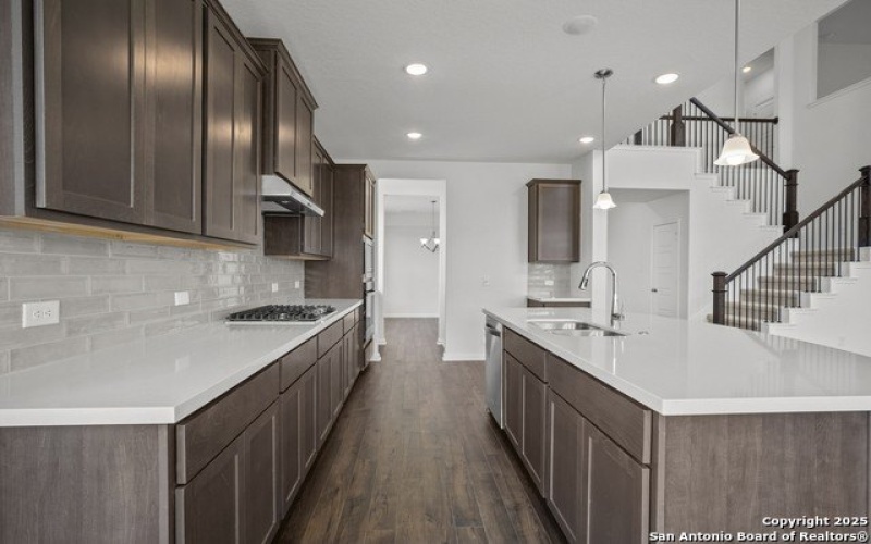 2804 Reeves Ln, Schertz, TX 78108, 5 Habitaciones Habitaciones , ,5 BañosBaños,Residential,En Venta,2804 Reeves Ln,0,1862523