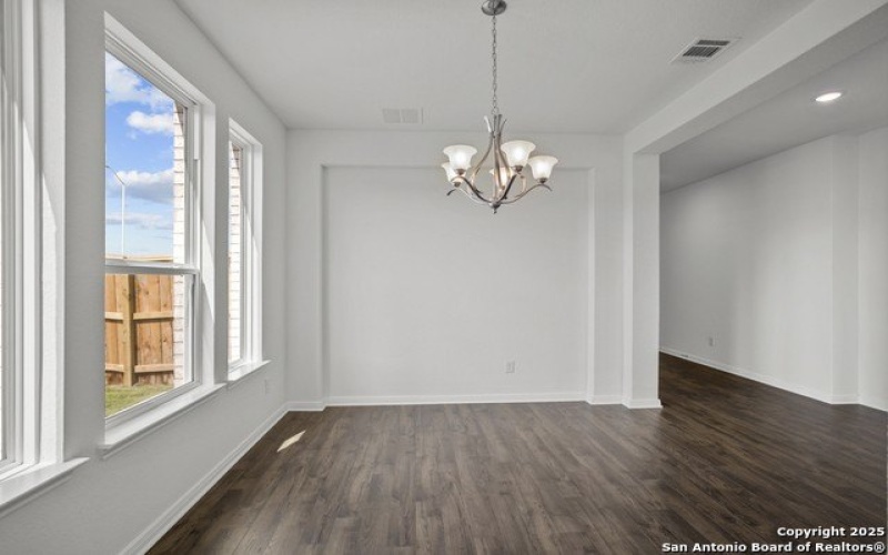 2804 Reeves Ln, Schertz, TX 78108, 5 Habitaciones Habitaciones , ,5 BañosBaños,Residential,En Venta,2804 Reeves Ln,0,1862523