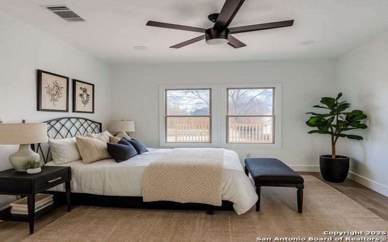 938 DAWSON ST, San Antonio, TX 78202-2307, 3 Bedrooms Bedrooms, ,2 BathroomsBathrooms,Residential,For Sale,938 DAWSON ST,0,1864569