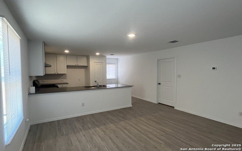 8823 Astral Place, San Antonio, TX 78252, 3 Habitaciones Habitaciones , ,2 BañosBaños,Residential,En Venta,8823 Astral Place,1862988