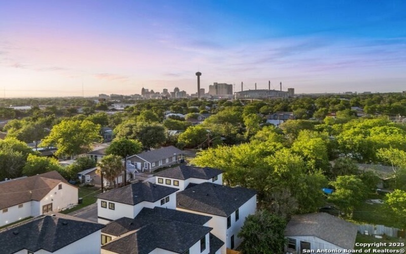 1310 S Mesquite, San Antonio, TX 78210, 3 Habitaciones Habitaciones , ,2 BañosBaños,Residential,En Venta,1310 S Mesquite,0,1864829