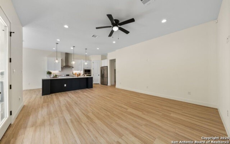 1310 S Mesquite, San Antonio, TX 78210, 3 Habitaciones Habitaciones , ,2 BañosBaños,Residential,En Venta,1310 S Mesquite,0,1864829