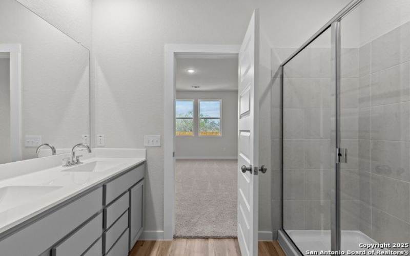 4315 Clarisse Street, New Braunfels, TX 78130, 5 Habitaciones Habitaciones , ,3 BañosBaños,Residential,En Venta,4315 Clarisse Street,1863144