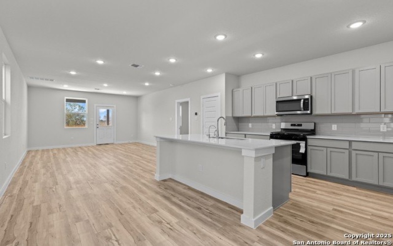 4315 Clarisse Street, New Braunfels, TX 78130, 5 Habitaciones Habitaciones , ,3 BañosBaños,Residential,En Venta,4315 Clarisse Street,1863144