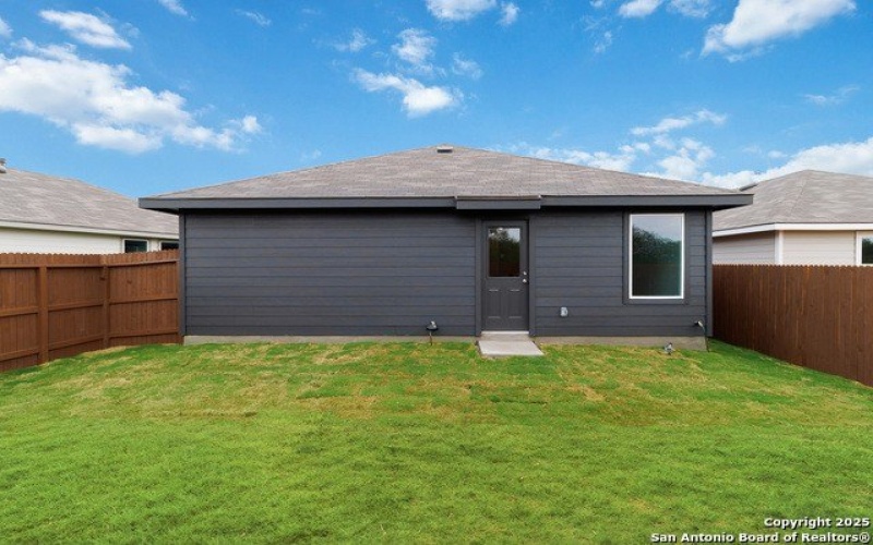 5311 Blacktail Rd, Converse, TX 78109, 4 Habitaciones Habitaciones , ,2 BañosBaños,Residential,En Venta,5311 Blacktail Rd,1865066