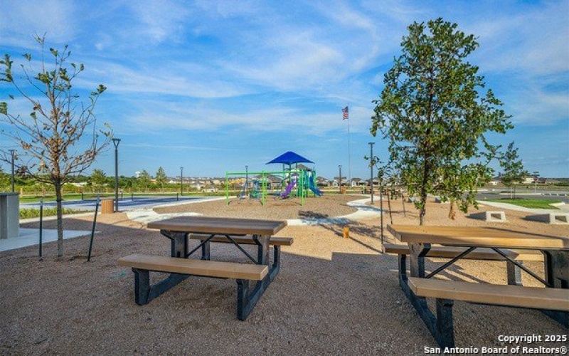 5311 Blacktail Rd, Converse, TX 78109, 4 Habitaciones Habitaciones , ,2 BañosBaños,Residential,En Venta,5311 Blacktail Rd,1865066