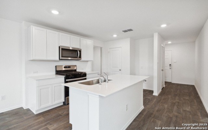 5311 Blacktail Rd, Converse, TX 78109, 4 Habitaciones Habitaciones , ,2 BañosBaños,Residential,En Venta,5311 Blacktail Rd,1865066