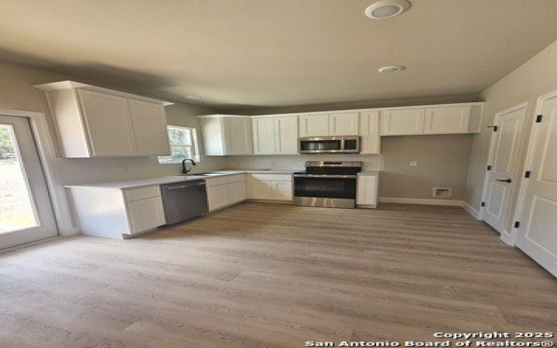 1131 Fuller, Canyon Lake, TX 78133, 4 Bedrooms Bedrooms, ,2 BathroomsBathrooms,Residential,For Sale,1131 Fuller,1865150
