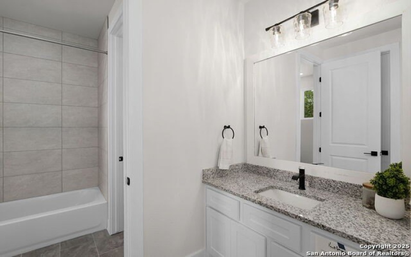 524 Restless Wind, Spring Branch, TX 78070, 4 Bedrooms Bedrooms, ,3 BathroomsBathrooms,Residential,For Sale,524 Restless Wind,1865426