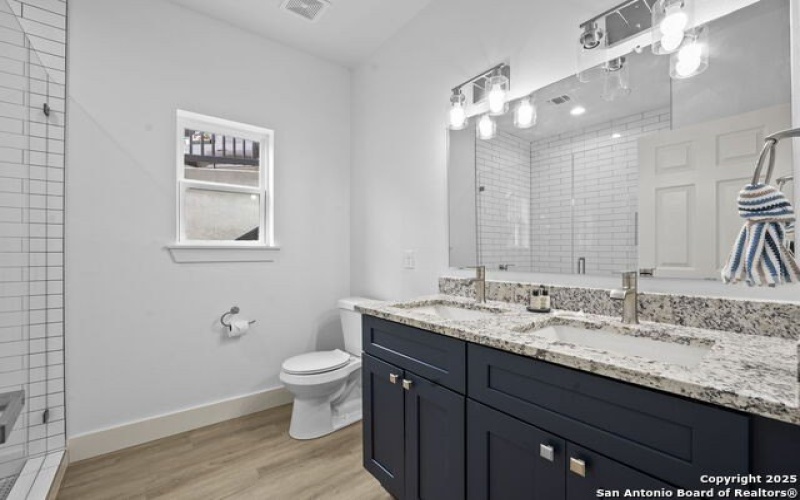 1050 Trail Pass Dr, Canyon Lake, TX 78133, 3 Habitaciones Habitaciones , ,2 BañosBaños,Residential,En Venta,1050 Trail Pass Dr,1862064