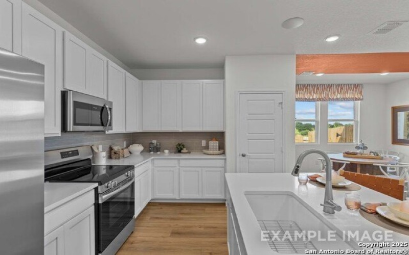 6615 Comanche Valley, San Antonio, TX 78247, 4 Habitaciones Habitaciones , ,3 BañosBaños,Residential,En Venta,6615 Comanche Valley,0,1862075