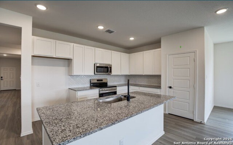 309 Jills Path, Seguin, TX 78155, 4 Bedrooms Bedrooms, ,3 BathroomsBathrooms,Residential,For Sale,309 Jills Path,1862161