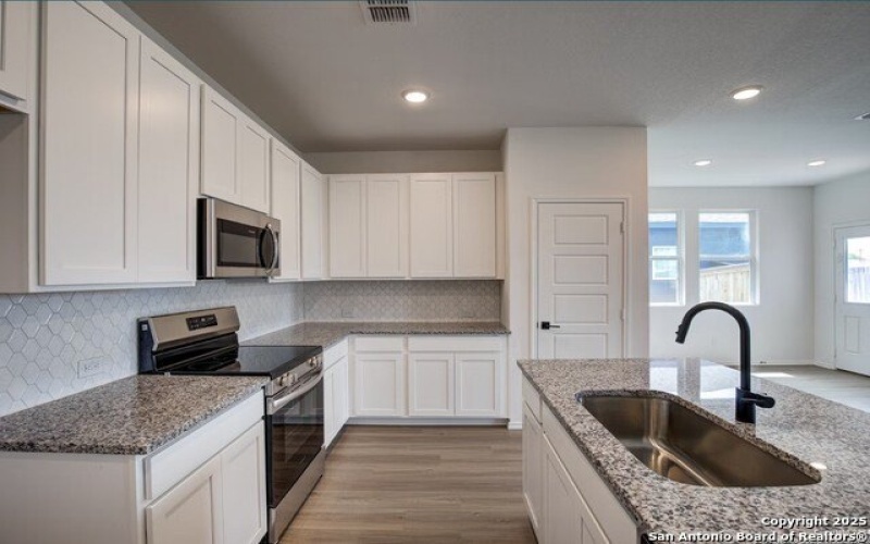 309 Jills Path, Seguin, TX 78155, 4 Bedrooms Bedrooms, ,3 BathroomsBathrooms,Residential,For Sale,309 Jills Path,1862161