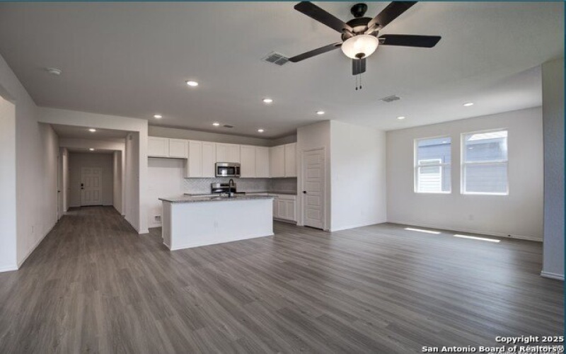 309 Jills Path, Seguin, TX 78155, 4 Bedrooms Bedrooms, ,3 BathroomsBathrooms,Residential,For Sale,309 Jills Path,1862161
