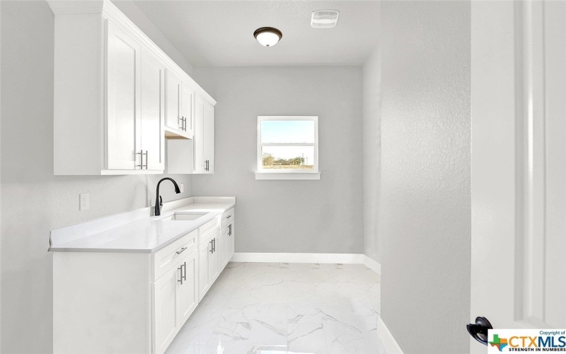 105 Hondo Ridge, La Vernia, TX 78121, 4 Bedrooms Bedrooms, ,3 BathroomsBathrooms,Residential,For Sale,105 Hondo Ridge,540947