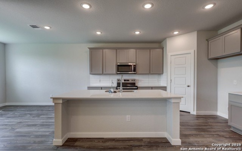 7926 COFFEE MILL, San Antonio, TX 78252, 3 Bedrooms Bedrooms, ,2 BathroomsBathrooms,Residential,For Sale,7926 COFFEE MILL,1865696