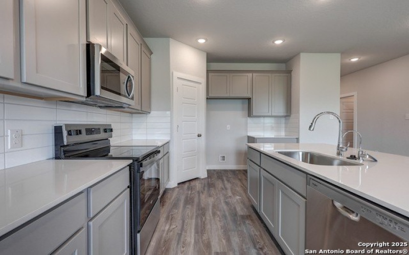 7926 COFFEE MILL, San Antonio, TX 78252, 3 Bedrooms Bedrooms, ,2 BathroomsBathrooms,Residential,For Sale,7926 COFFEE MILL,1865696