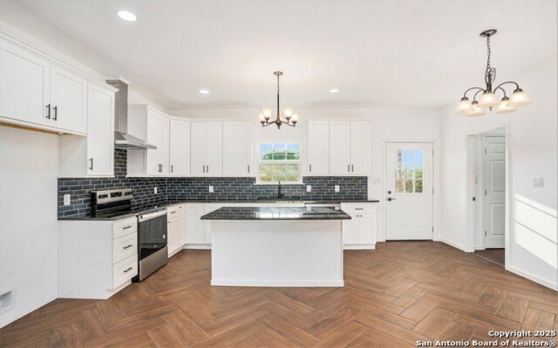 1615 N Guadalupe, Seguin, TX 78155, 3 Habitaciones Habitaciones , ,2 BañosBaños,Residential,En Venta,1615 N Guadalupe,1865700