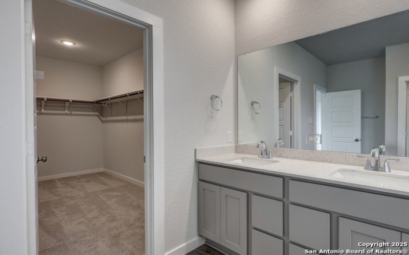 7906 COFFEE MILL, San Antonio, TX 78252, 3 Habitaciones Habitaciones , ,2 BañosBaños,Residential,En Venta,7906 COFFEE MILL,1865701