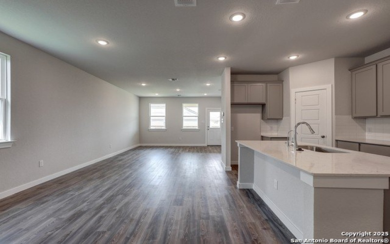 7906 COFFEE MILL, San Antonio, TX 78252, 3 Habitaciones Habitaciones , ,2 BañosBaños,Residential,En Venta,7906 COFFEE MILL,1865701