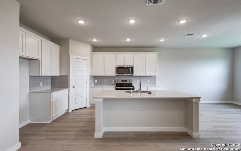 7848 COFFEE MILL, San Antonio, TX 78252, 3 Bedrooms Bedrooms, ,2 BathroomsBathrooms,Residential,For Sale,7848 COFFEE MILL,0,1865711