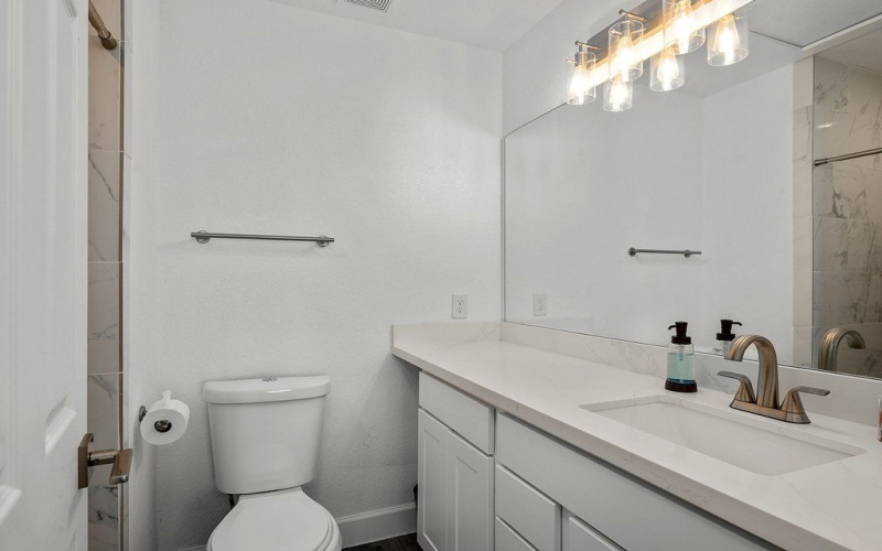 1003/1005 Armbrister Street, Brenham, TX 77833, 6 Bedrooms Bedrooms, ,7 BathroomsBathrooms,Residential,For Sale,1003/1005 Armbrister Street,141994