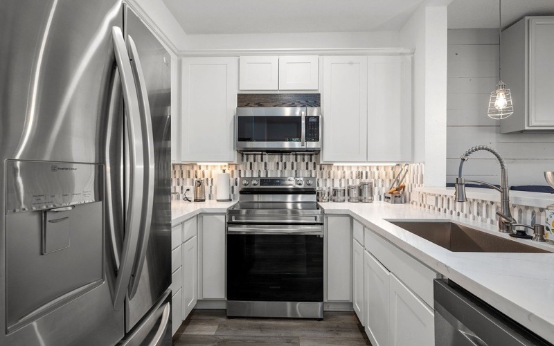 1003/1005 Armbrister Street, Brenham, TX 77833, 6 Bedrooms Bedrooms, ,7 BathroomsBathrooms,Farm,For Sale,1003/1005 Armbrister Street,141995